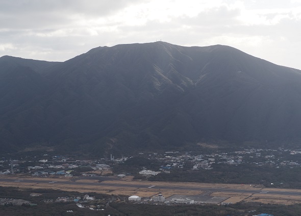 牧場から三原山